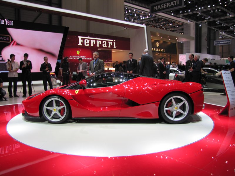 ferrarilaferrari65.jpg