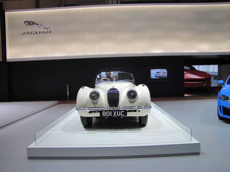 jaguarxk120.jpg