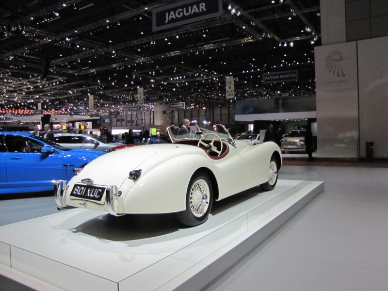jaguarxk1203.jpg