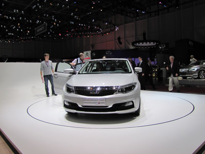 qoros3sedan22.jpg