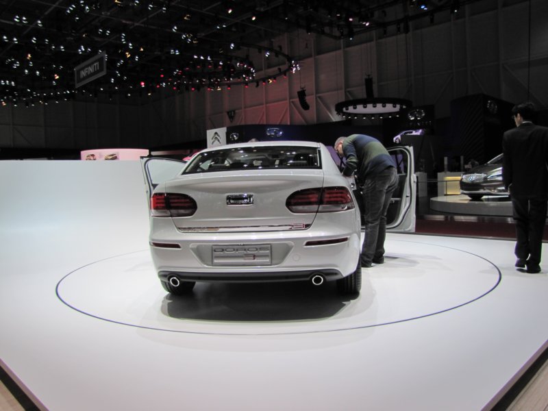 qoros3sedan8.jpg