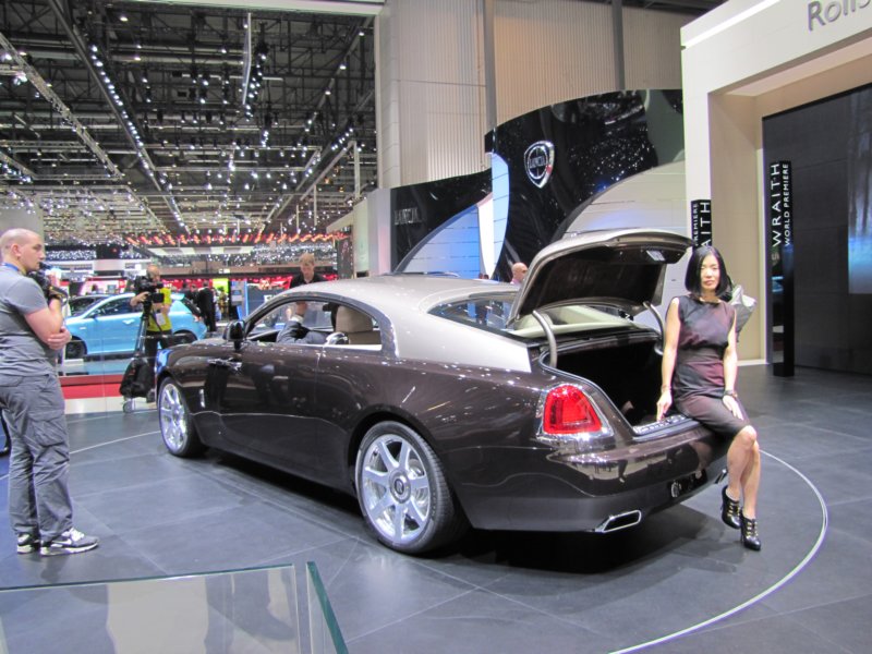 rollsroycewraith42.jpg