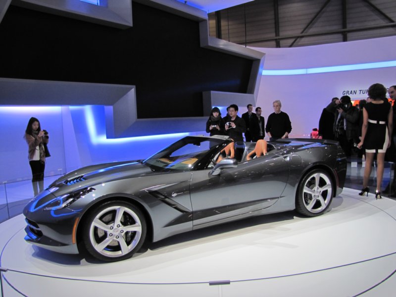 chevroletcorvettestingrayconvertible41.jpg