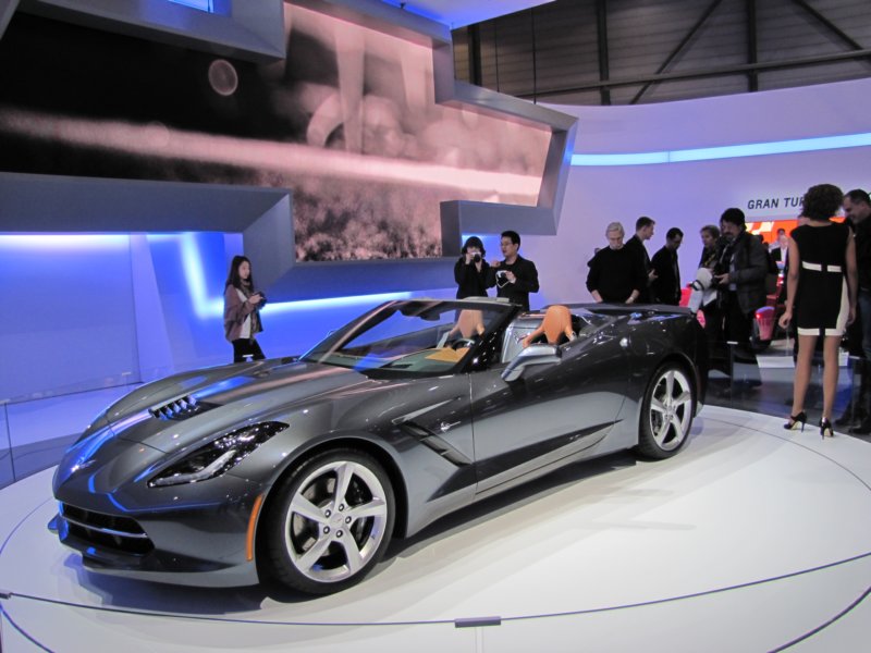 chevroletcorvettestingrayconvertible47.jpg