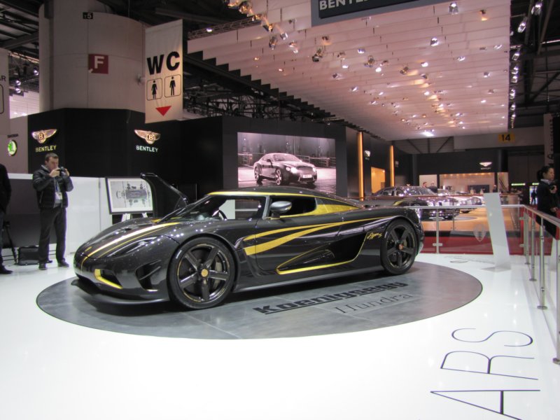 koenigseggagerashundra11.jpg