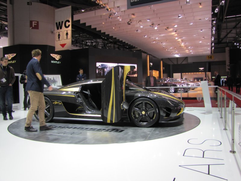 koenigseggagerashundra113.jpg