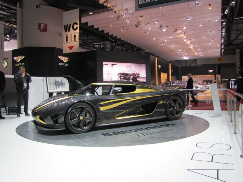 koenigseggagerashundra17.jpg