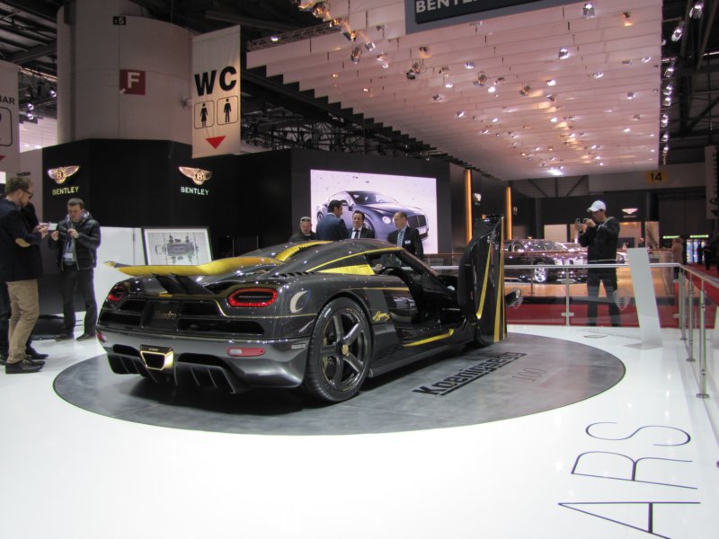 koenigseggagerashundra39.jpg