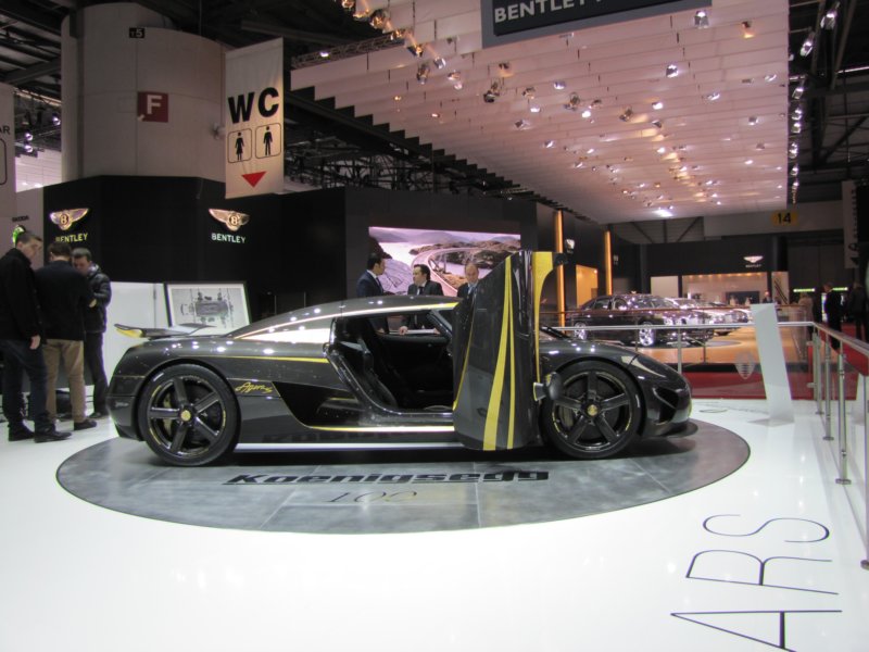 koenigseggagerashundra45.jpg