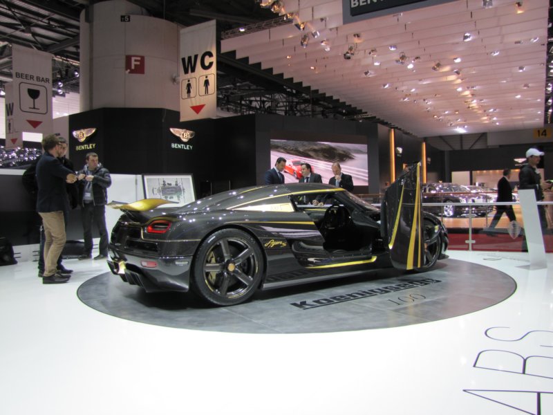 koenigseggagerashundra56.jpg