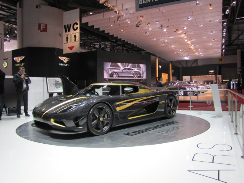 koenigseggagerashundra58.jpg