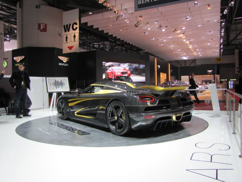 koenigseggagerashundra69.jpg