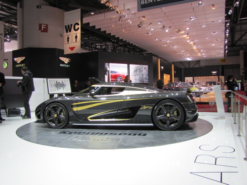 koenigseggagerashundra81.jpg