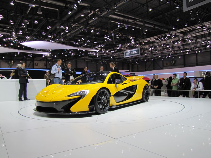 mclarenp1103.jpg