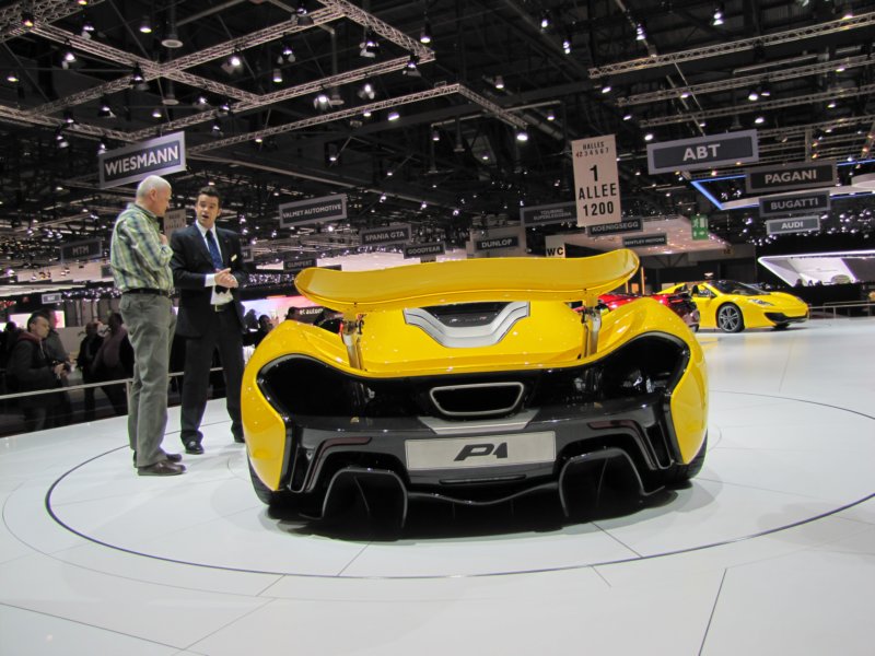 mclarenp112.jpg