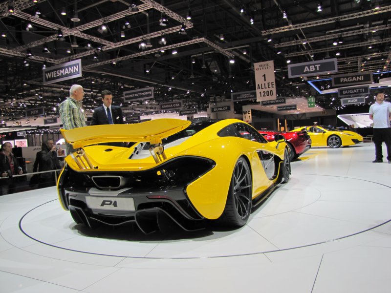 mclarenp122.jpg