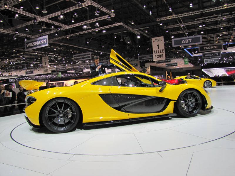 mclarenp176.jpg