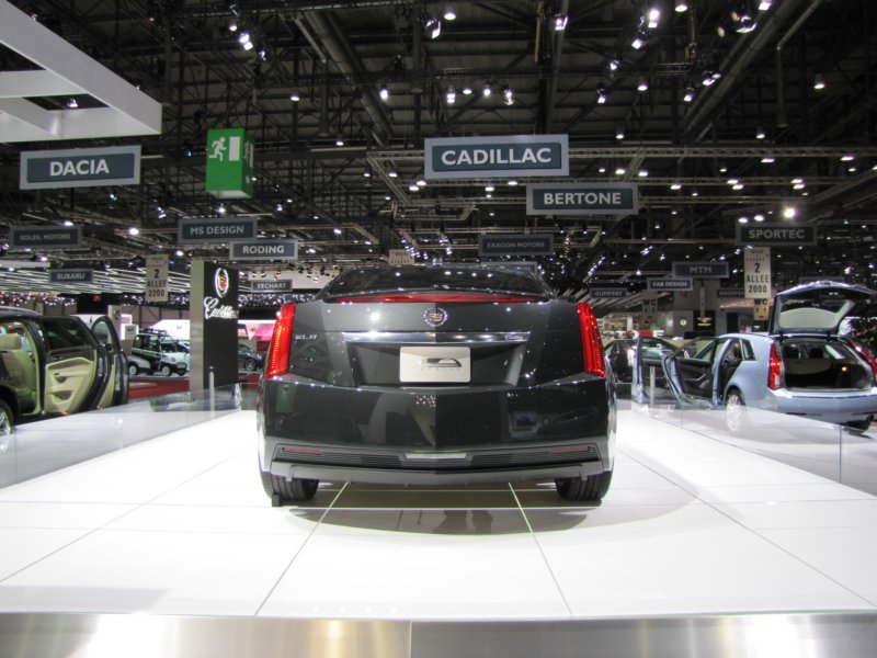 cadillacelr6.jpg