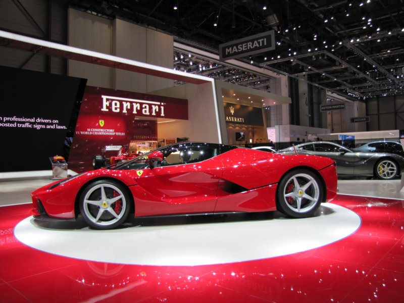 ferrarilaferrari10.jpg