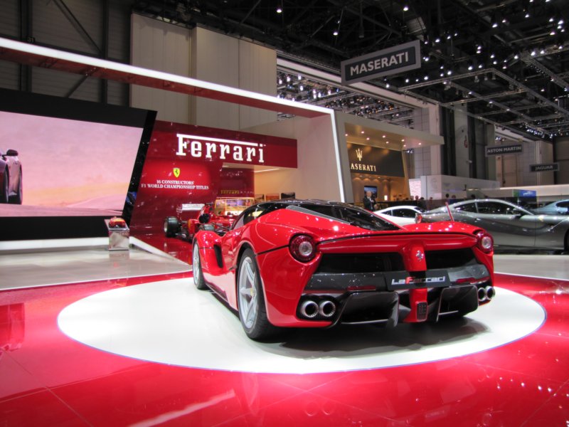 ferrarilaferrari16.jpg