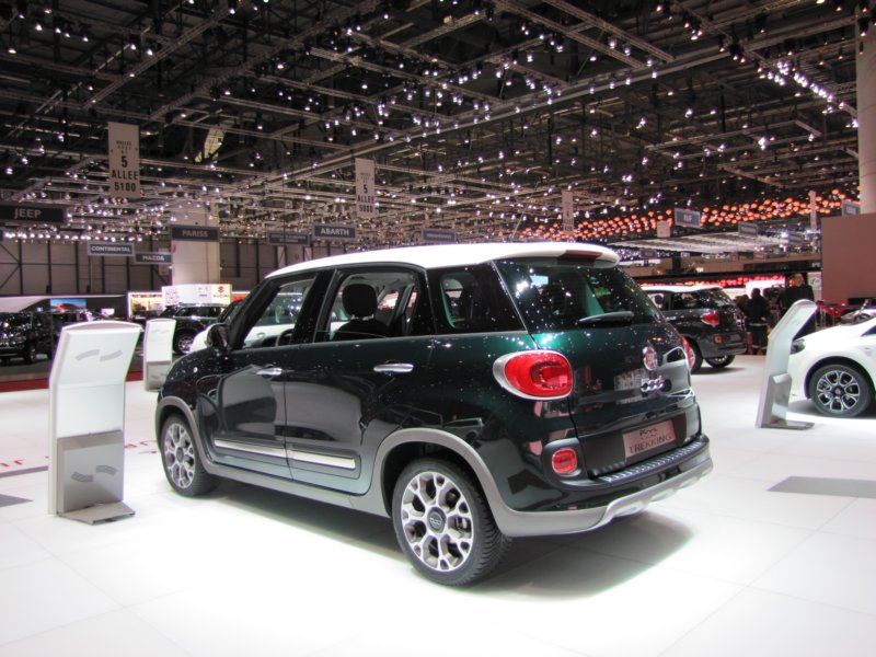 fiat500ltrekking10.jpg