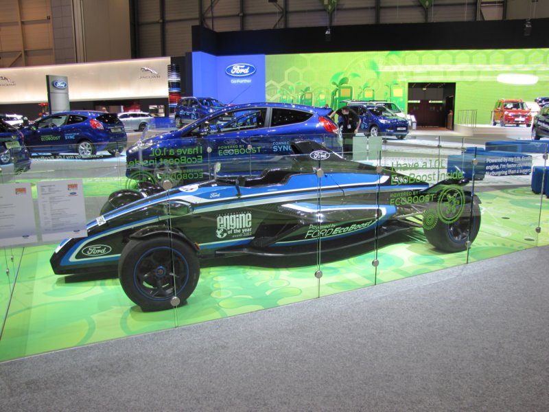 formulaford10l2.jpg