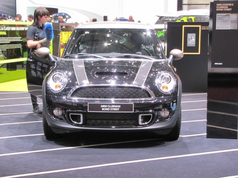 miniclubmanbondstreet4.jpg