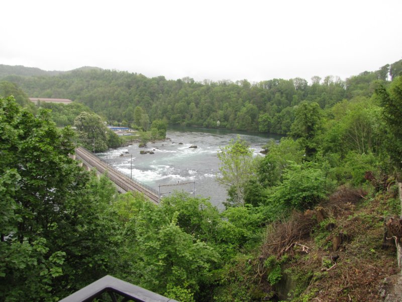 rheinfallschaffhausen10.jpg