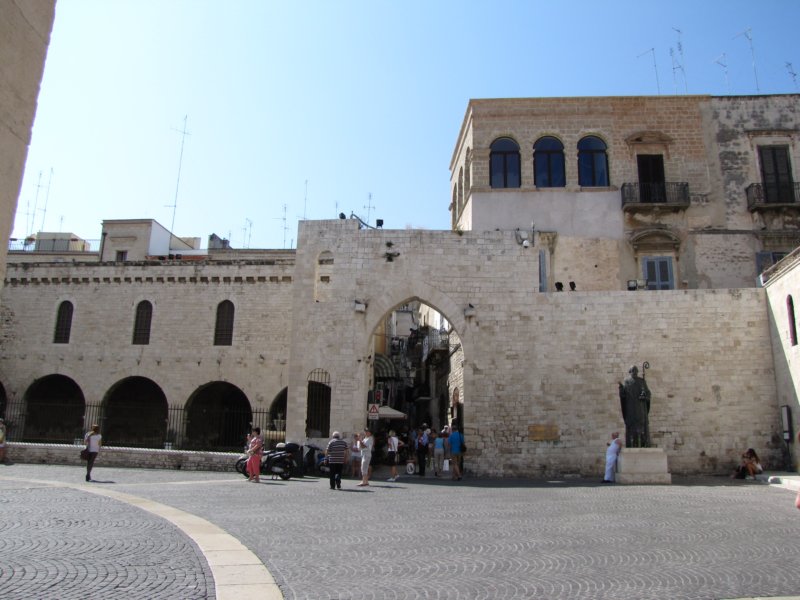sep2014bari128.jpg
