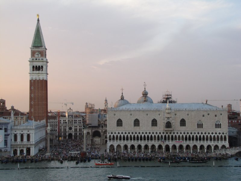 sep2014venice220.jpg