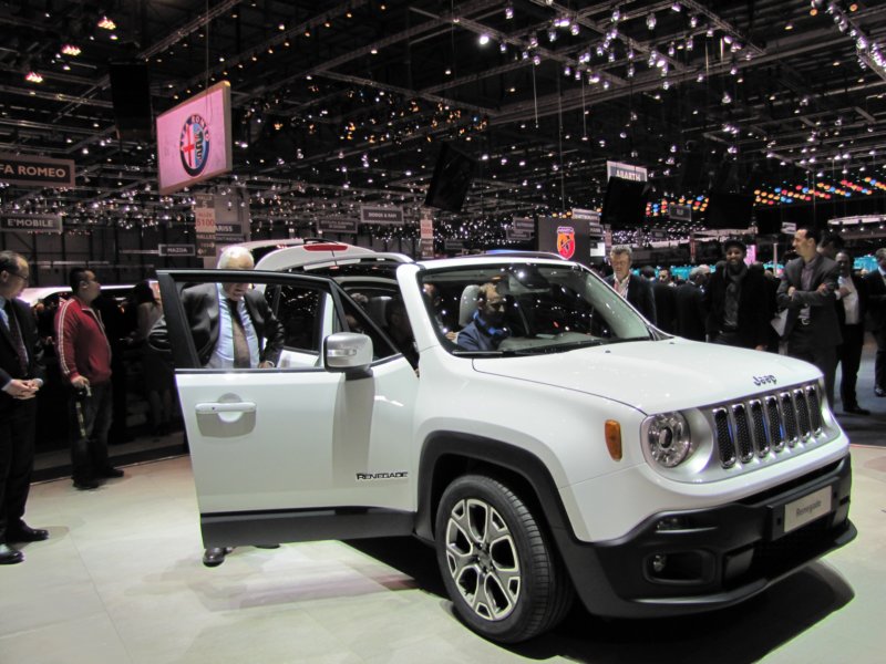 jeeprenegade44.jpg