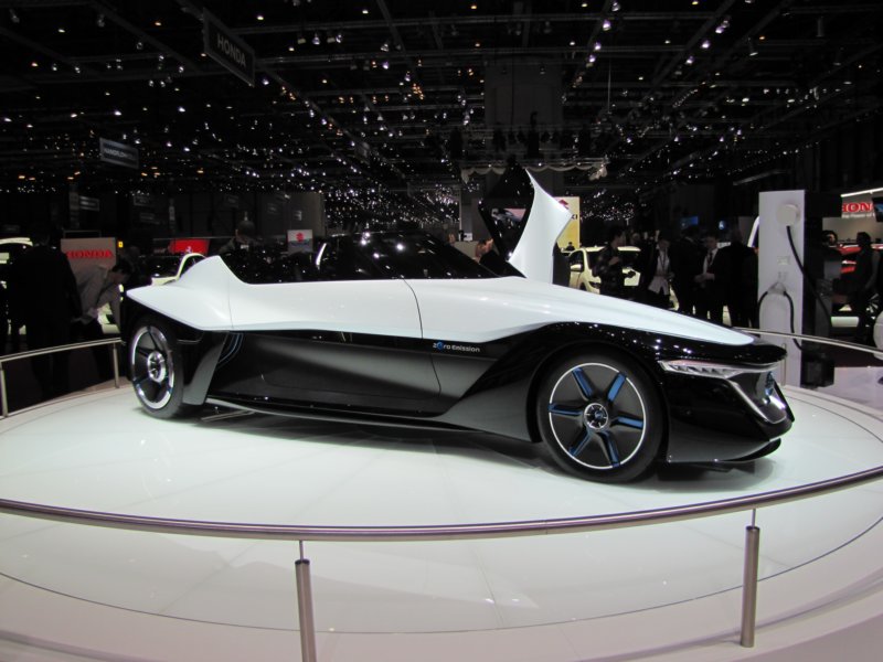 nissanbladeglider21.jpg