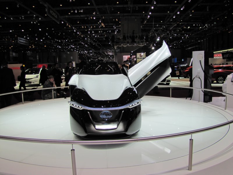 nissanbladeglider4.jpg
