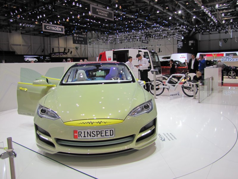 rinspeedxchange36.jpg