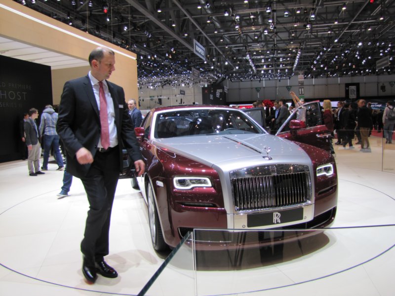 rollsroyceghostseriesii41.jpg