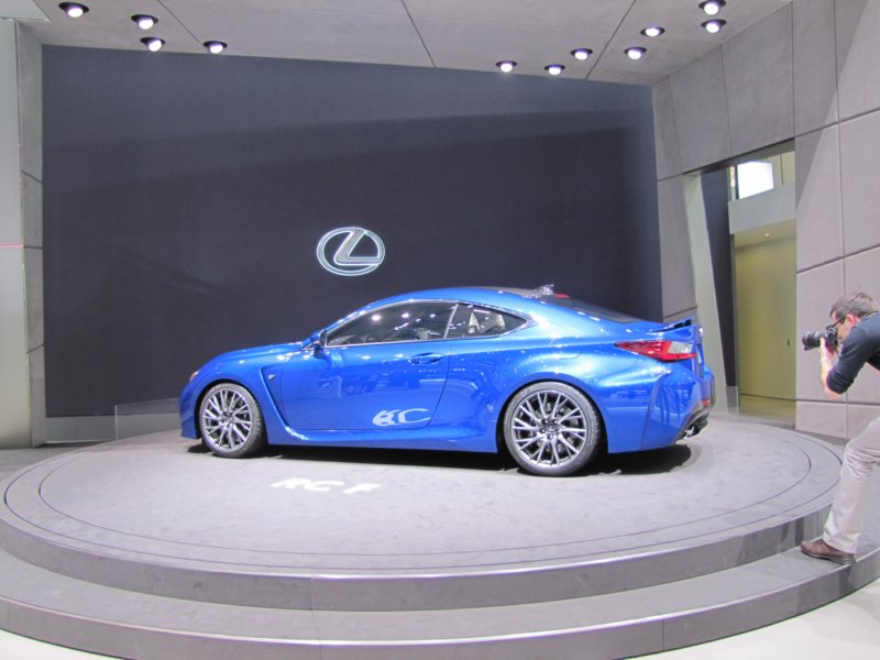 lexusrcf11.jpg