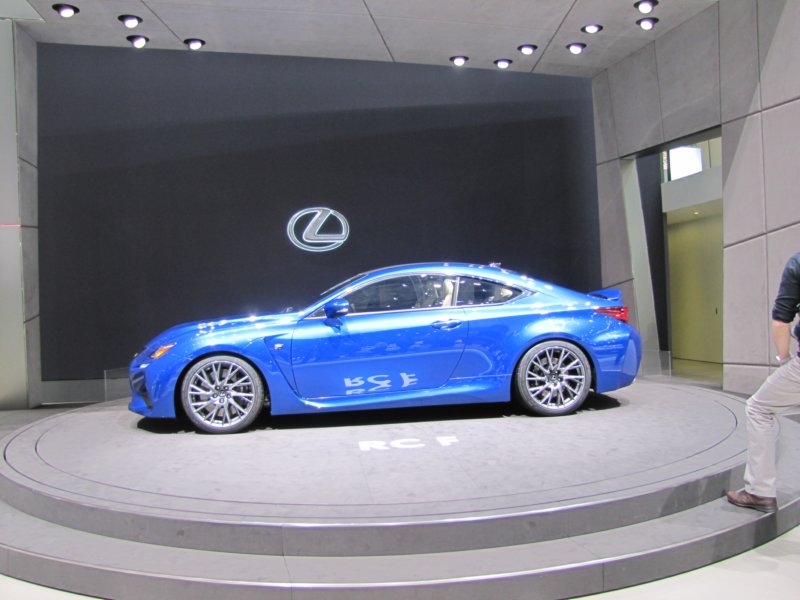 lexusrcf38.jpg