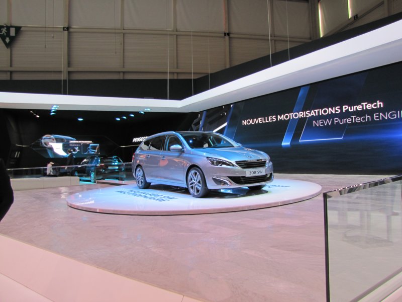 peugeot308sw20.jpg
