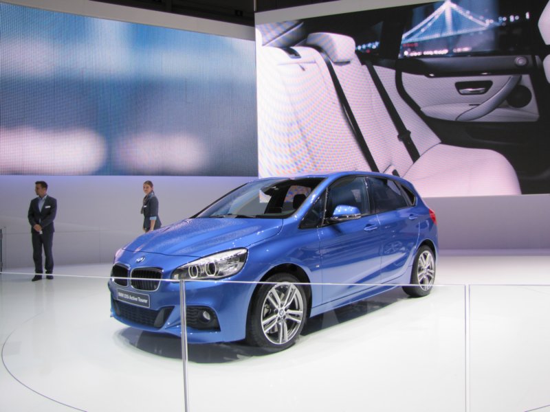 bmw225iactivetourer3.jpg