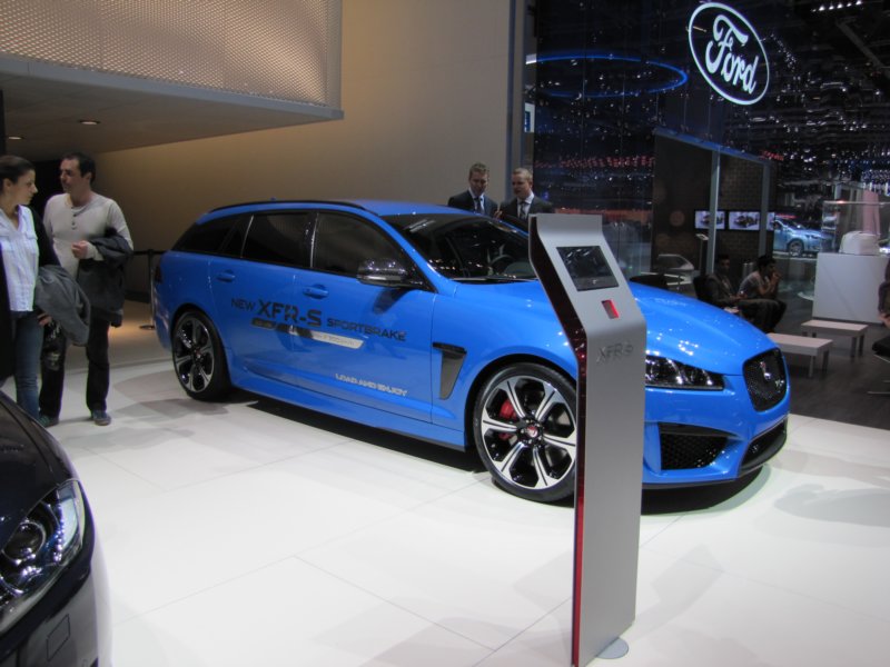 jaguarxfrssportbrake4.jpg