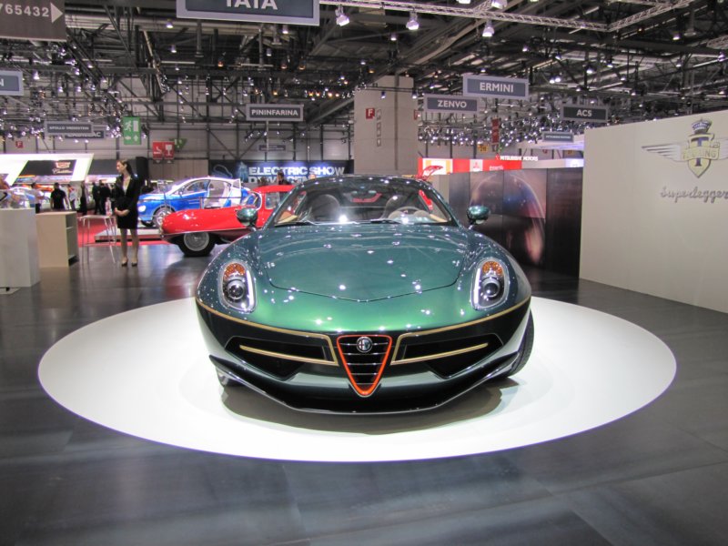 touringsuperleggeraalfaromeodiscovolante9.jpg