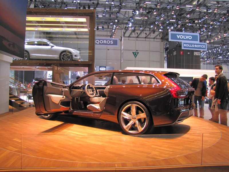 volvoconceptestate20.jpg