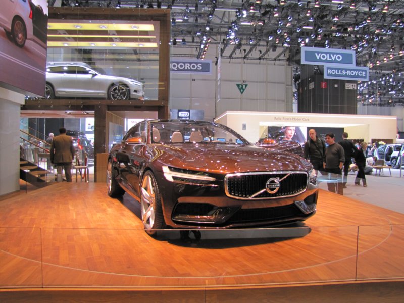 volvoconceptestate59.jpg