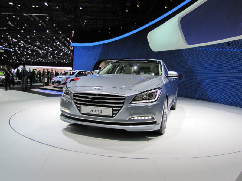 hyundaigenesis32.jpg