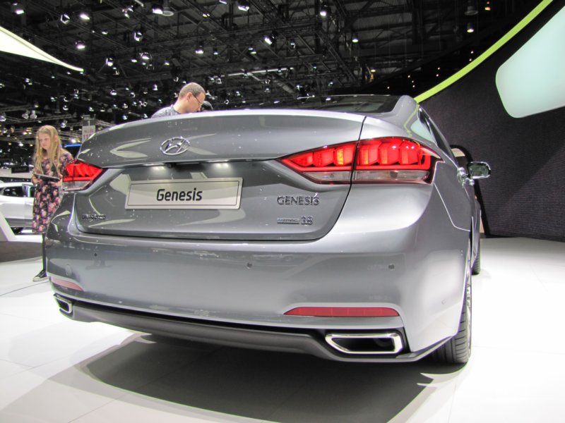 hyundaigenesis59.jpg