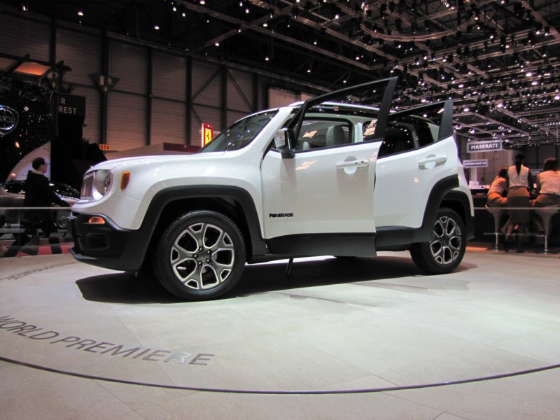 jeeprenegade110.jpg