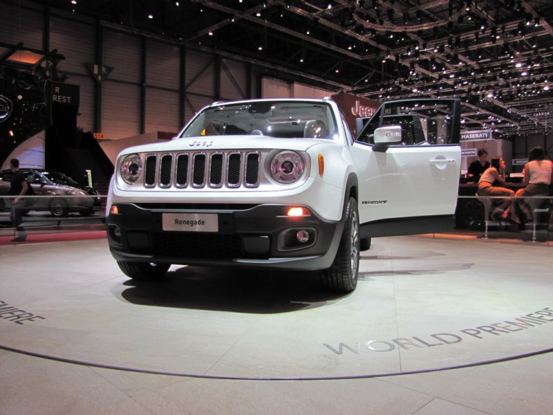 jeeprenegade27.jpg