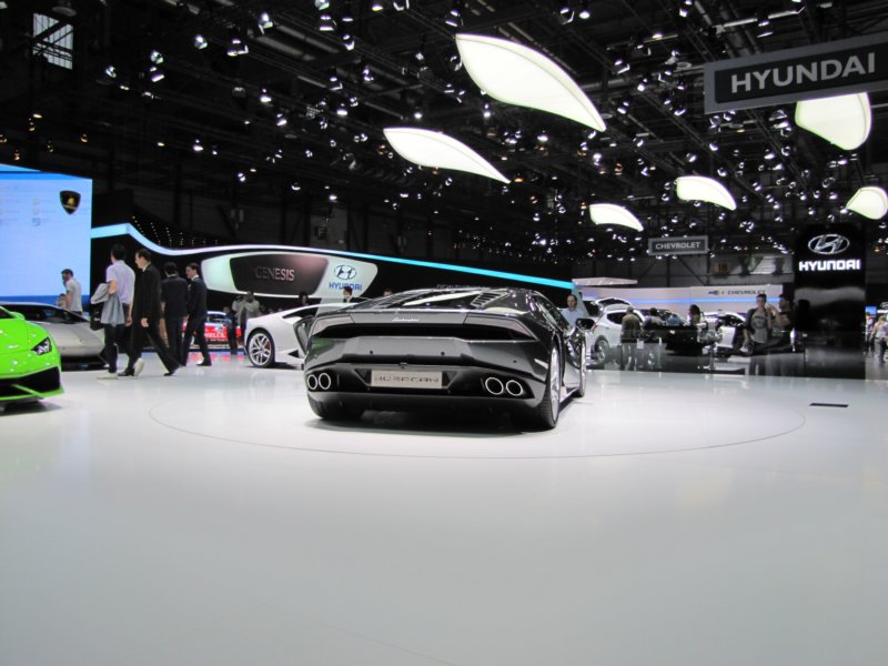 lamborghinihuracnlp610452.jpg