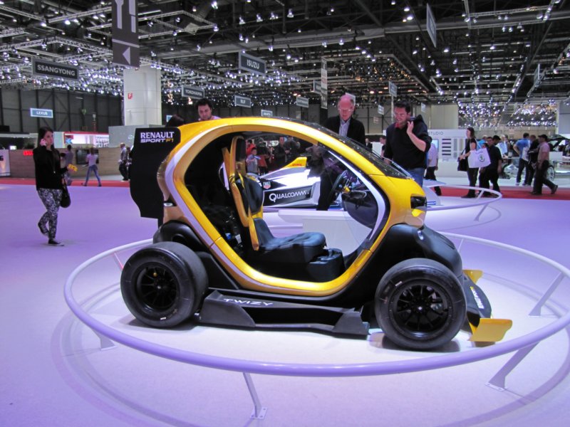 renaultsportf1twizy7.jpg