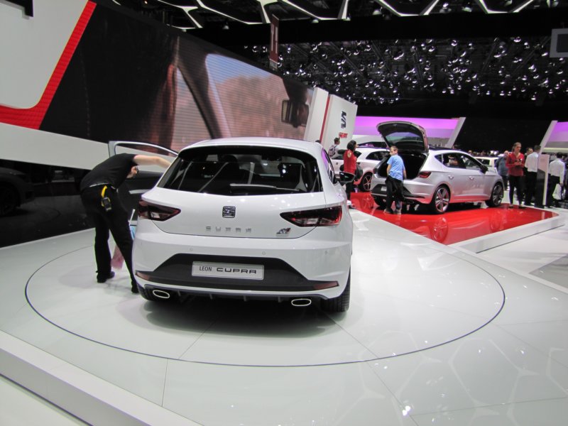 seatleoncupra9.jpg